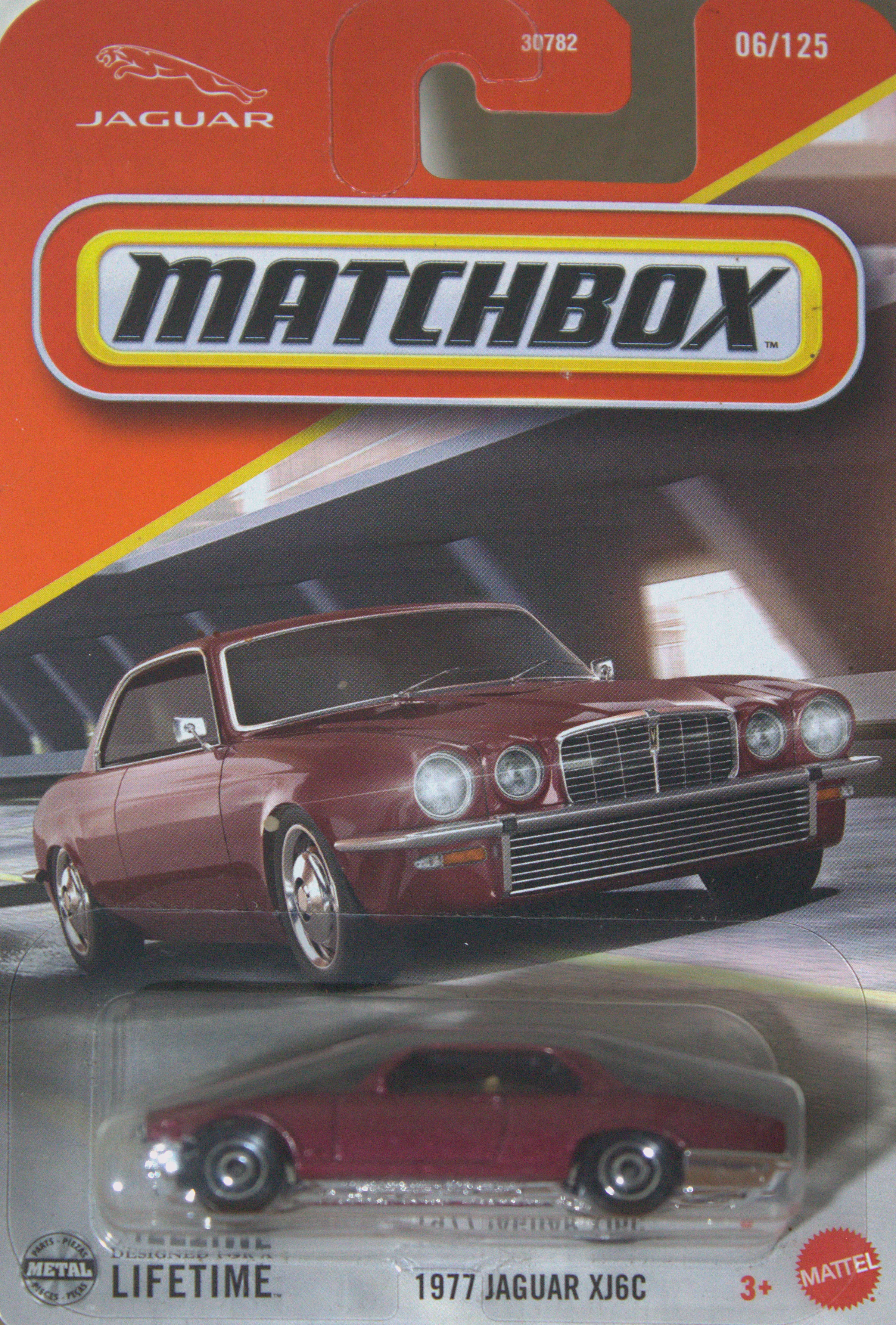 1977 Jaguar Xj6C — frente del empaque