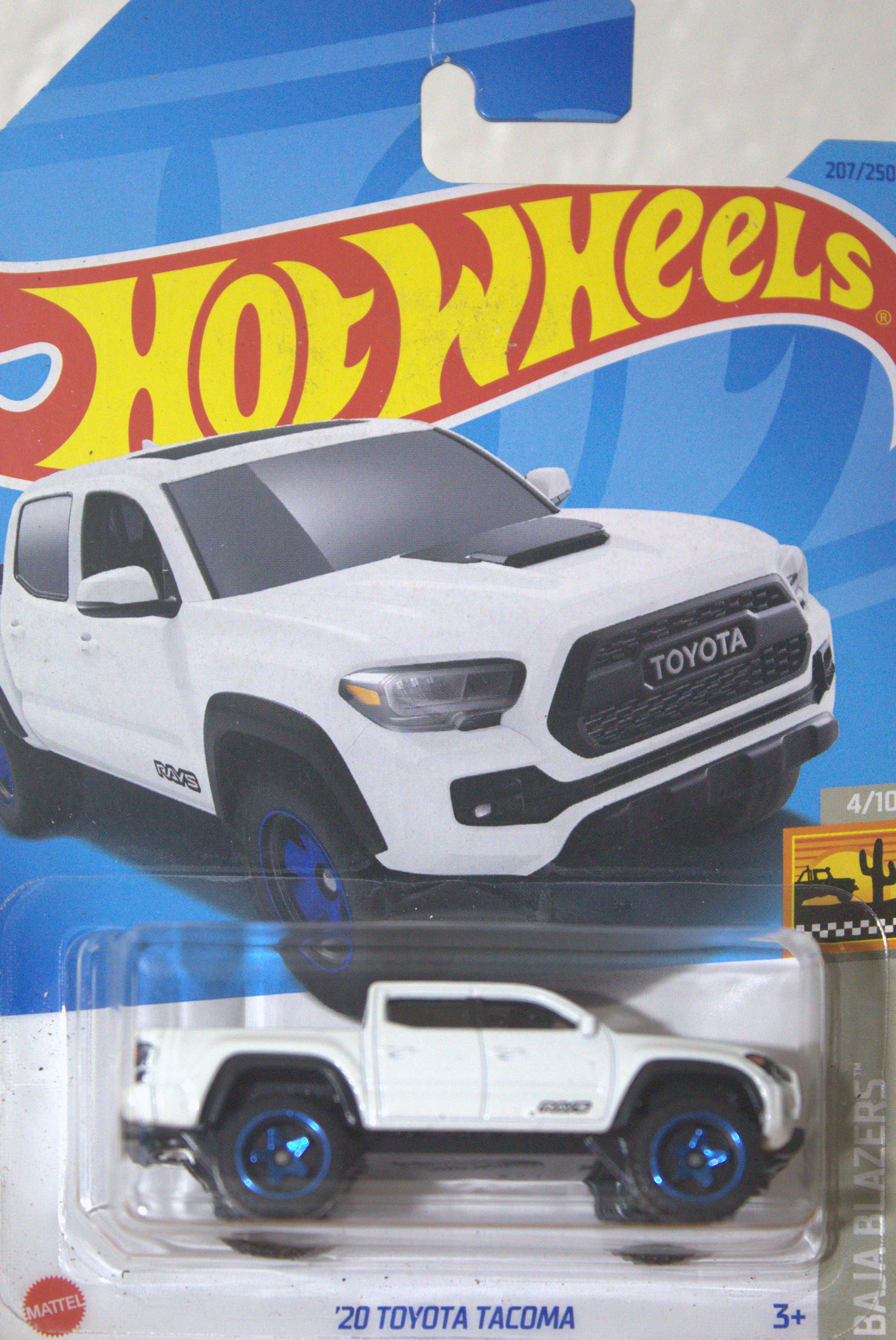 20 Toyota Tacoma — frente del empaque