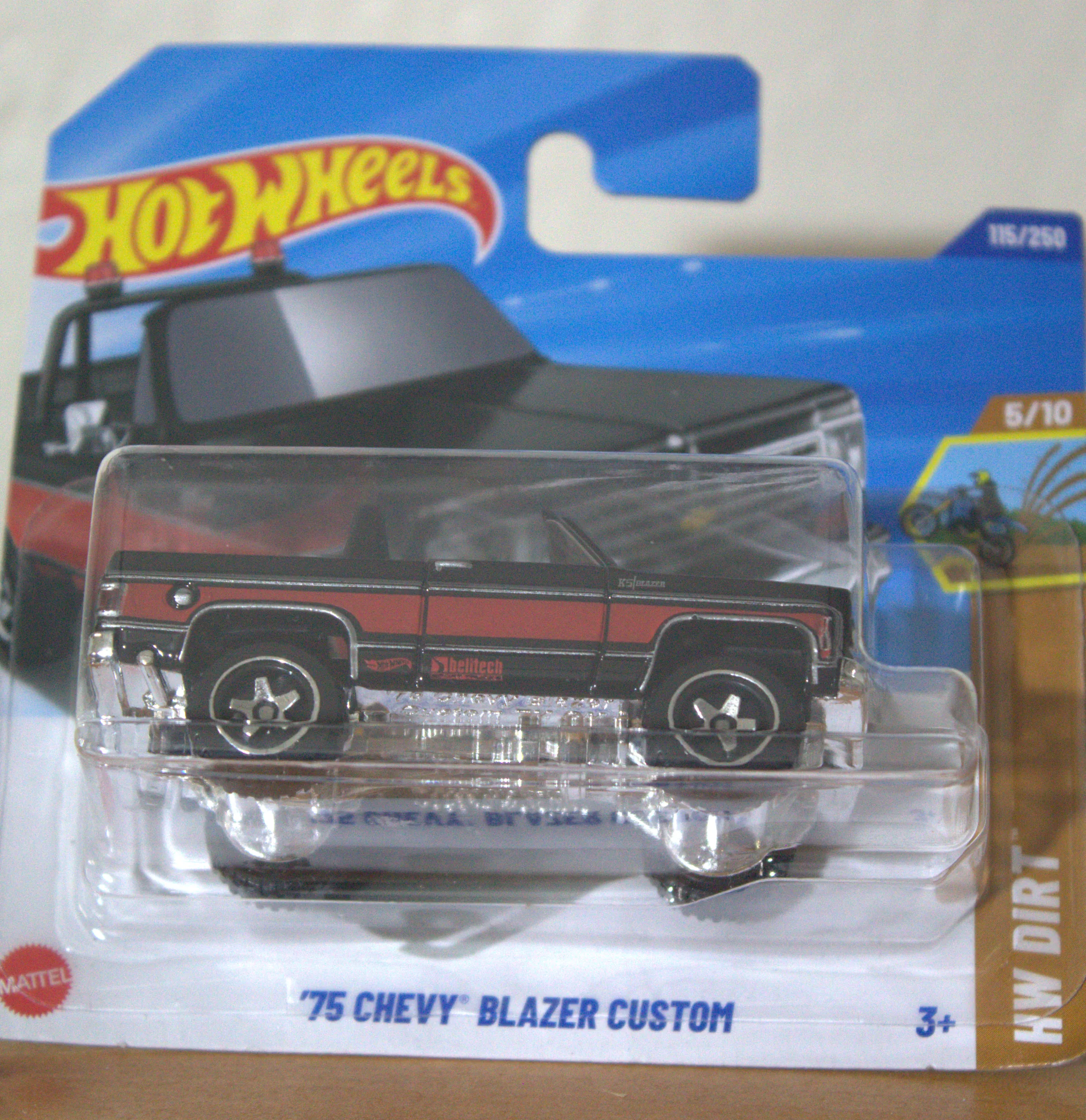 75 Chevy Blazer Custom — frente del empaque