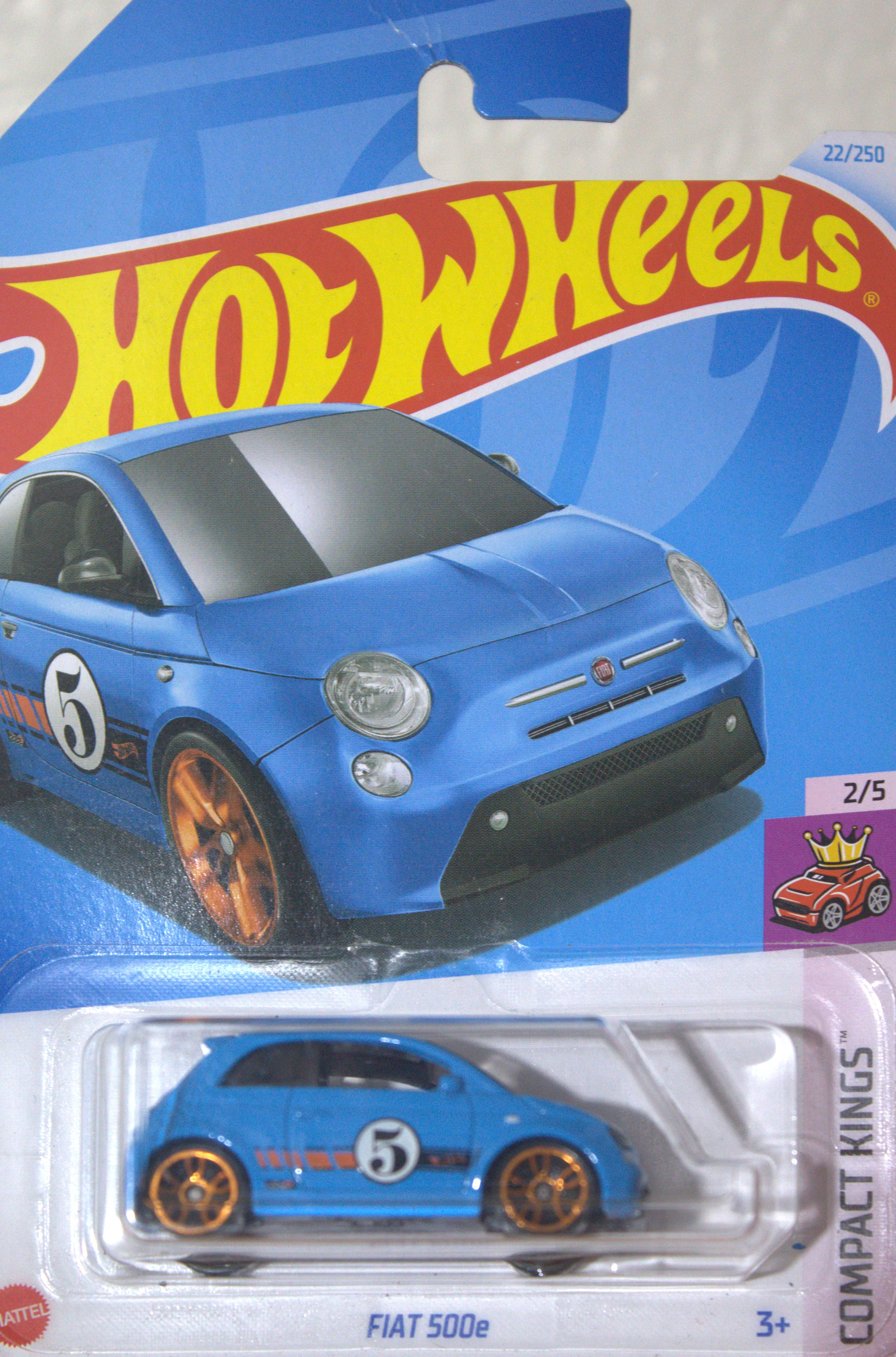 Fiat 500e — frente del empaque