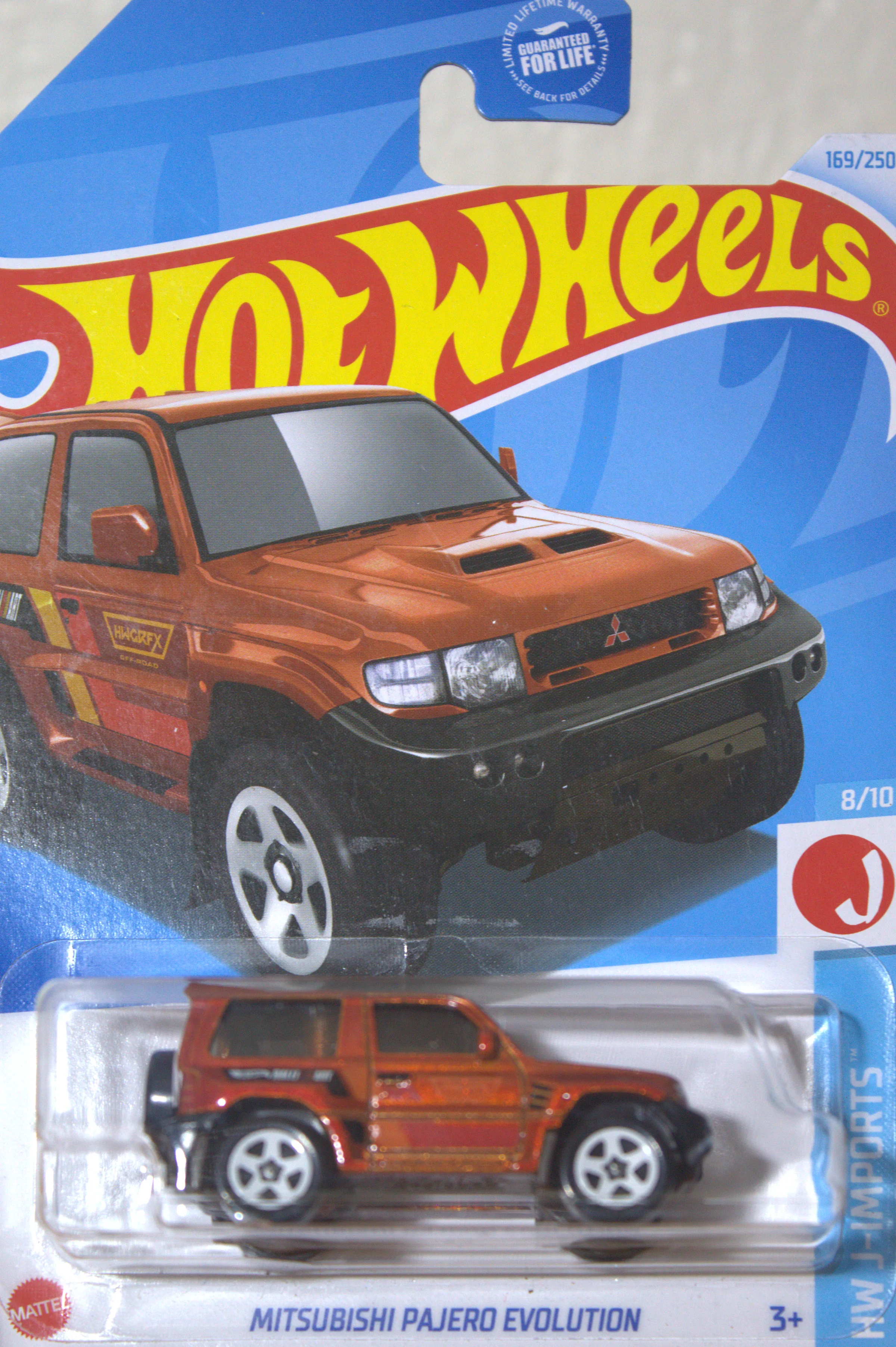Mitsubishi Pajero Evolution — frente del empaque