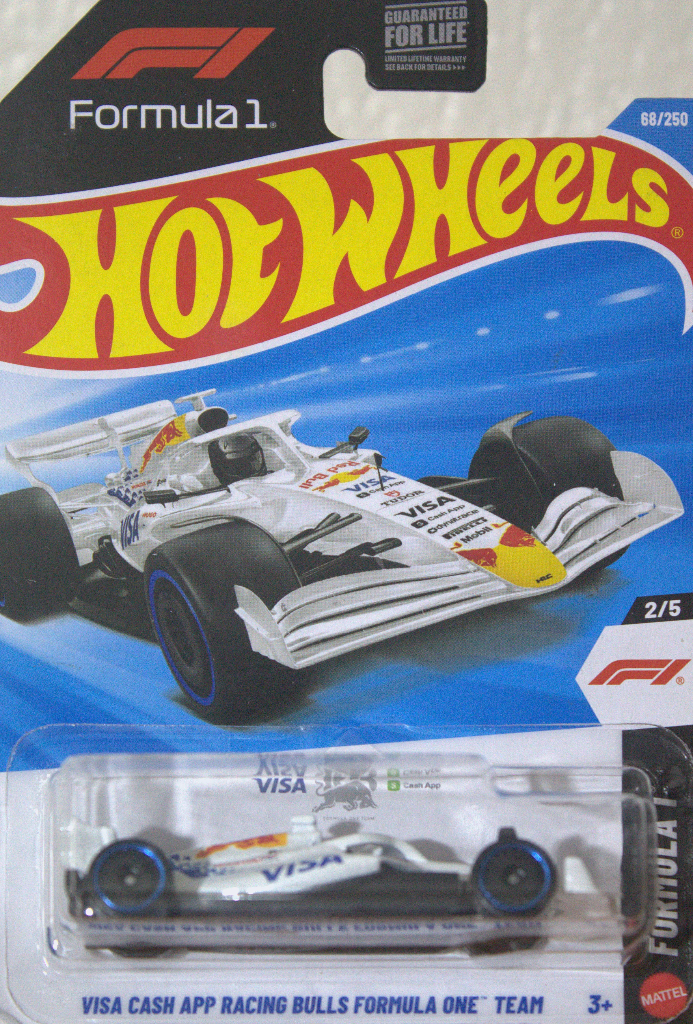 Visa Cash App Racing Bulls Formula One Team — frente del empaque